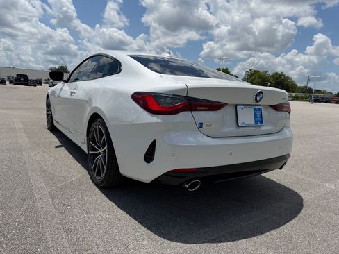 Used 2023 BMW 430i Coupe w/ Convenience Package RWD image 3
