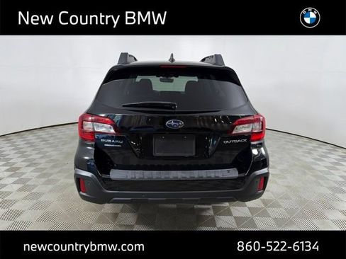 Used 2019 Subaru Outback 2.5i Limited AWD/4WD image 6