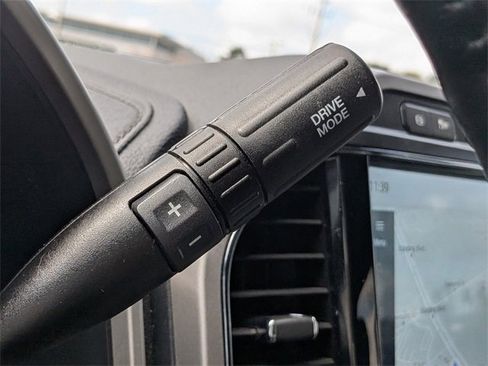 Used 2022 Ford F250 Lariat w/ Lariat Value Package image 28