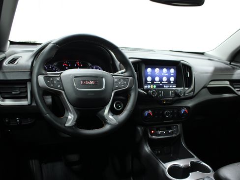 Used 2024 GMC Terrain AT4 AWD/4WD image 2