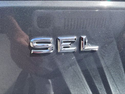 Used 2019 Volkswagen Atlas SEL Premium image 31