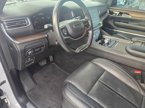 Used 2023 Jeep Grand Wagoneer 4WD image 21