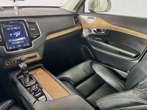 Used 2018 Volvo XC90 T6 Inscription w/ Convenience Package AWD/4WD image 28