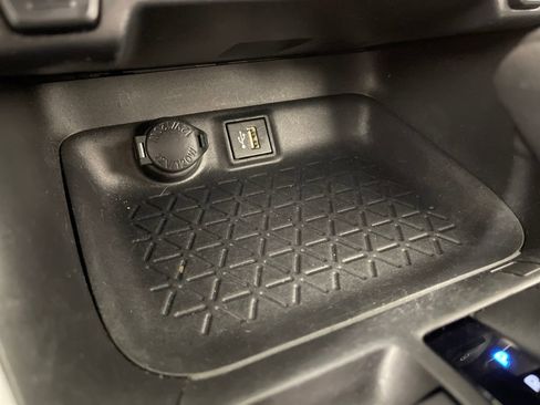 Certified 2024 Toyota RAV4 XLE image 30