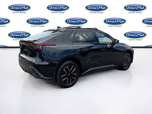 Used 2026 Toyota bZ FWD image 7