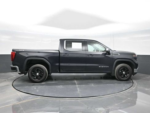 Used 2024 GMC Sierra 1500 SLE AWD/4WD image 9