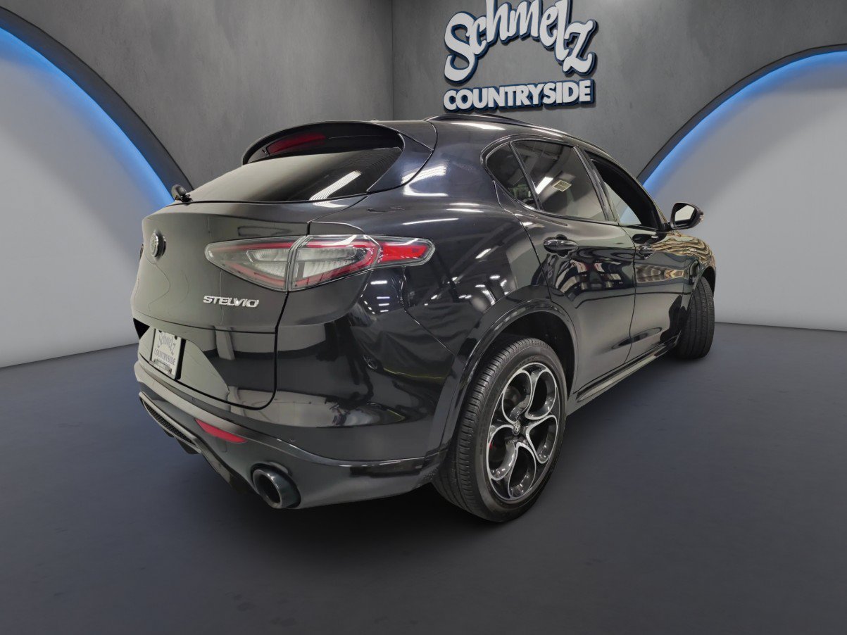 Certified 2024 Alfa Romeo Stelvio Veloce AWD/4WD image 12