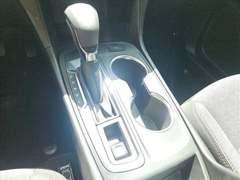Used 2022 Chevrolet Equinox LT FWD image 16