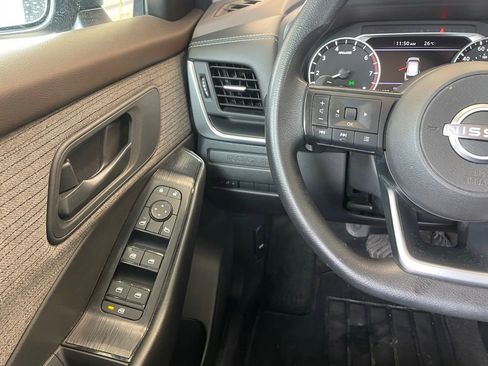 Certified 2023 Nissan Rogue S FWD image 12