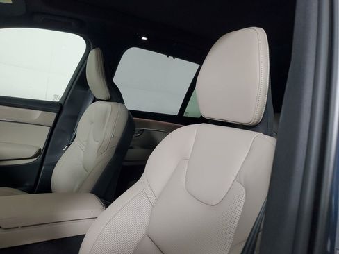 New 2026 Volvo XC90 T8 Ultra w/ Protection Package Premier AWD/4WD image 24