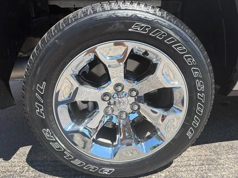 Used 2024 RAM 1500 Big Horn AWD/4WD image 35