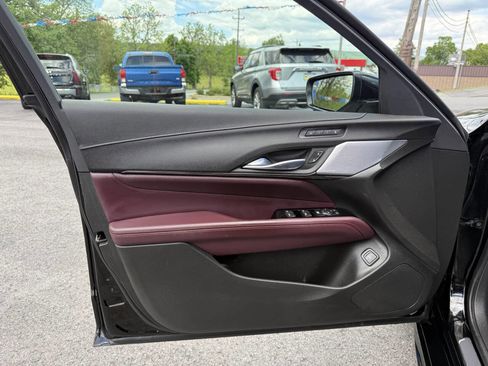 Used 2023 Cadillac CT4 Sport w/ Super Cruise 2 Package AWD/4WD image 9