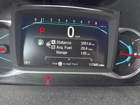 Used 2022 Honda Pilot TrailSport image 17