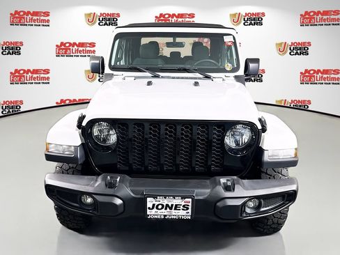 Used 2023 Jeep Gladiator Sport AWD/4WD image 12