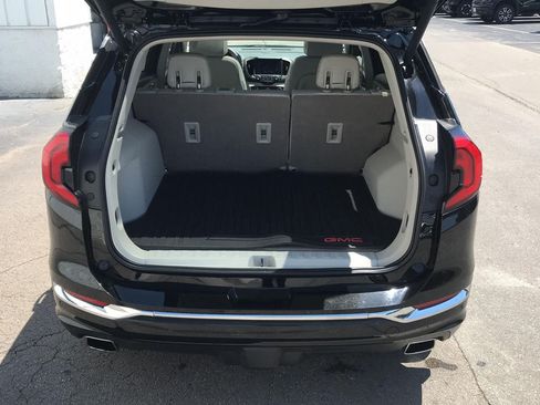 Used 2018 GMC Terrain Denali w/ Comfort Package AWD/4WD image 34
