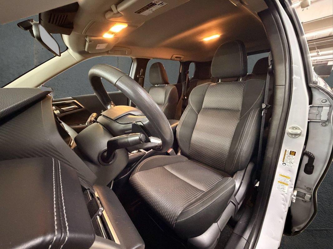 Used 2022 Mitsubishi Outlander ES AWD/4WD image 12