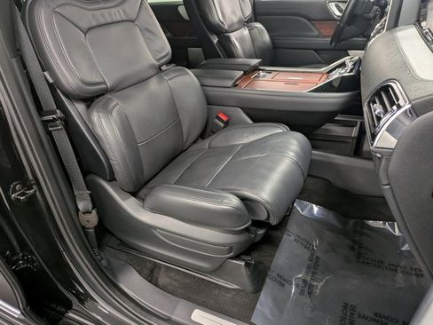 Certified 2023 Lincoln Navigator Reserve image 28