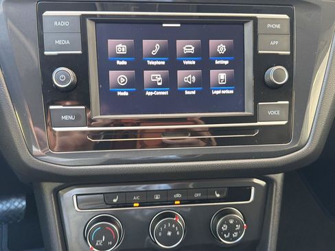 Certified 2022 Volkswagen Tiguan S FWD image 25