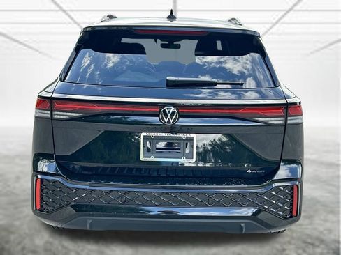 New 2026 Volkswagen Tiguan SE R-Line AWD/4WD image 6
