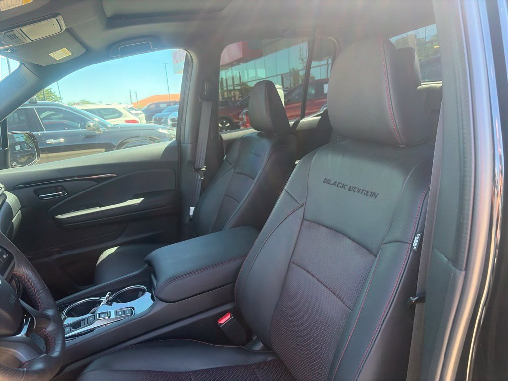 Used 2025 Honda Ridgeline Black Edition image 28