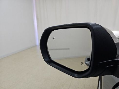 New 2026 GMC Acadia Elevation image 30