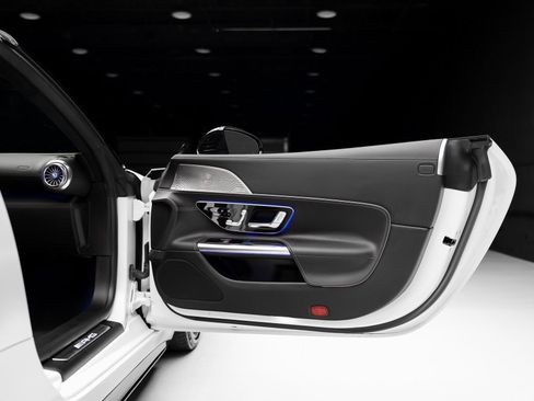 Used 2022 Mercedes-Benz SL 55 AMG 4MATIC image 64