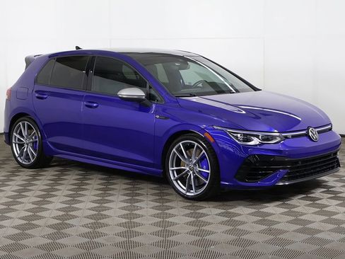 Used 2024 Volkswagen Golf R AWD/4WD image 2