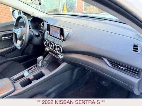 Used 2022 Nissan Sentra S image 8