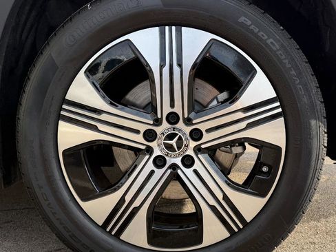 Used 2024 Mercedes-Benz EQB 250+ w/ Winter Package image 25
