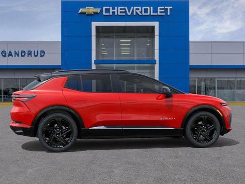 New 2026 Chevrolet Equinox EV RS image 29