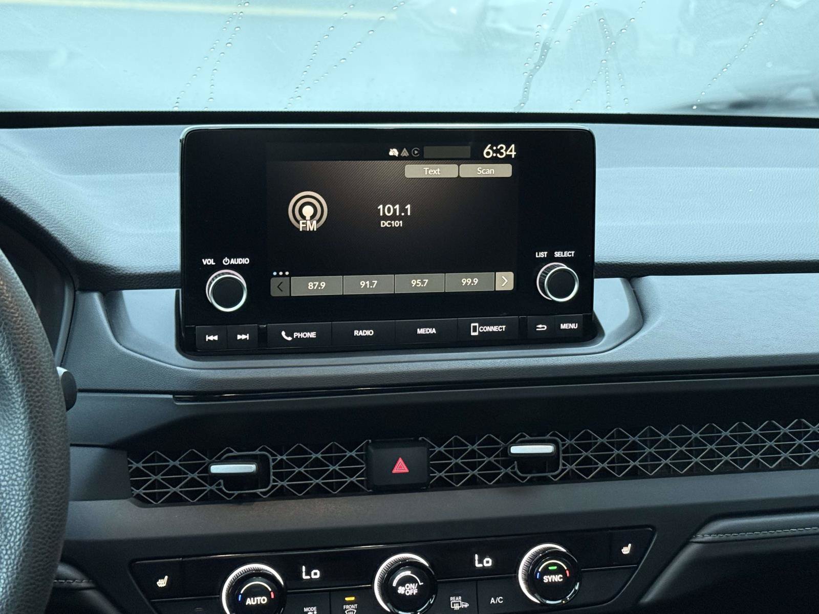 Certified 2025 Honda Accord SE image 10