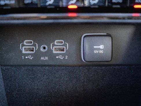 Used 2021 Jeep Grand Cherokee L Limited image 32