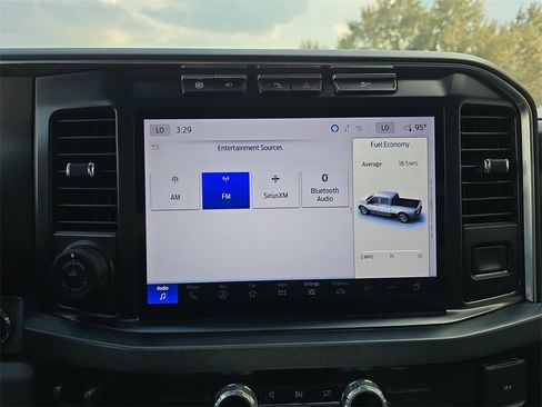 Used 2024 Ford F250 Limited image 19