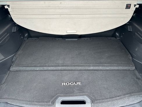 Used 2015 Nissan Rogue SV FWD image 20