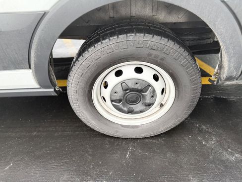 Used 2018 Ford Transit 150 148 Medium Roof image 32