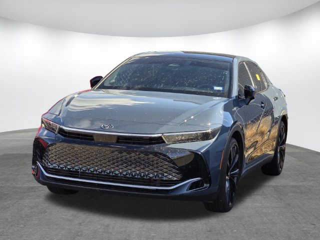 Used 2026 Toyota Crown AWD/4WD image 8