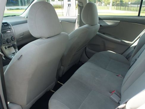 Used 2011 Toyota Corolla LE FWD image 10
