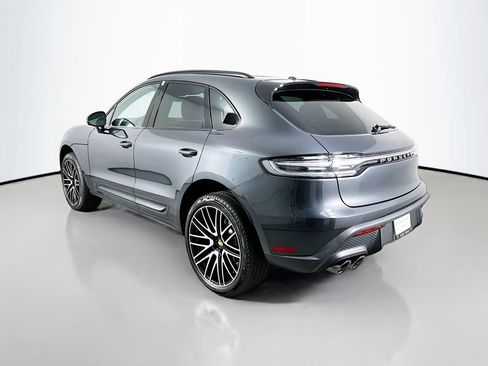 Certified 2026 Porsche Macan AWD/4WD image 3