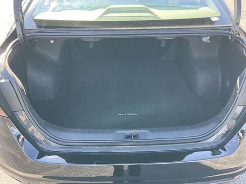 Certified 2025 Nissan Altima 2.5 SV image 32