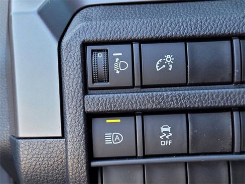 New 2024 Toyota Tacoma 4x4 Double Cab image 32