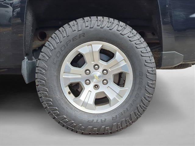 Used 2017 Chevrolet Silverado 1500 LTZ Z71 w/ LTZ Plus Package AWD/4WD image 9