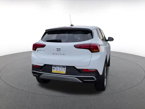 Used 2025 Buick Encore GX Preferred AWD/4WD image 14