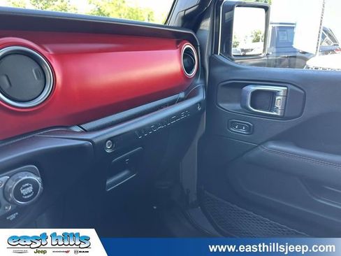 Used 2021 Jeep Wrangler Unlimited Rubicon AWD/4WD image 33