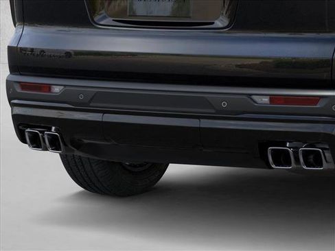 Used 2026 Chevrolet Traverse LT w/ Midnight/Sport Edition image 14