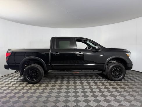 Used 2023 Nissan Titan PRO-4X w/ Off Road Protection Package AWD/4WD image 5