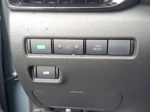 Used 2024 Nissan Sentra SR w/ SR Premium Package image 23