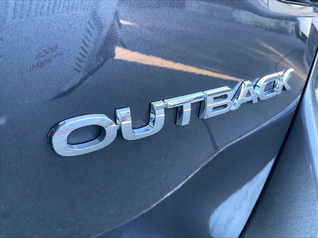 Used 2025 Subaru Outback Premium AWD/4WD image 30