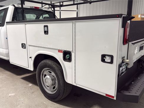 Certified 2023 Ford F350 XL RWD image 11