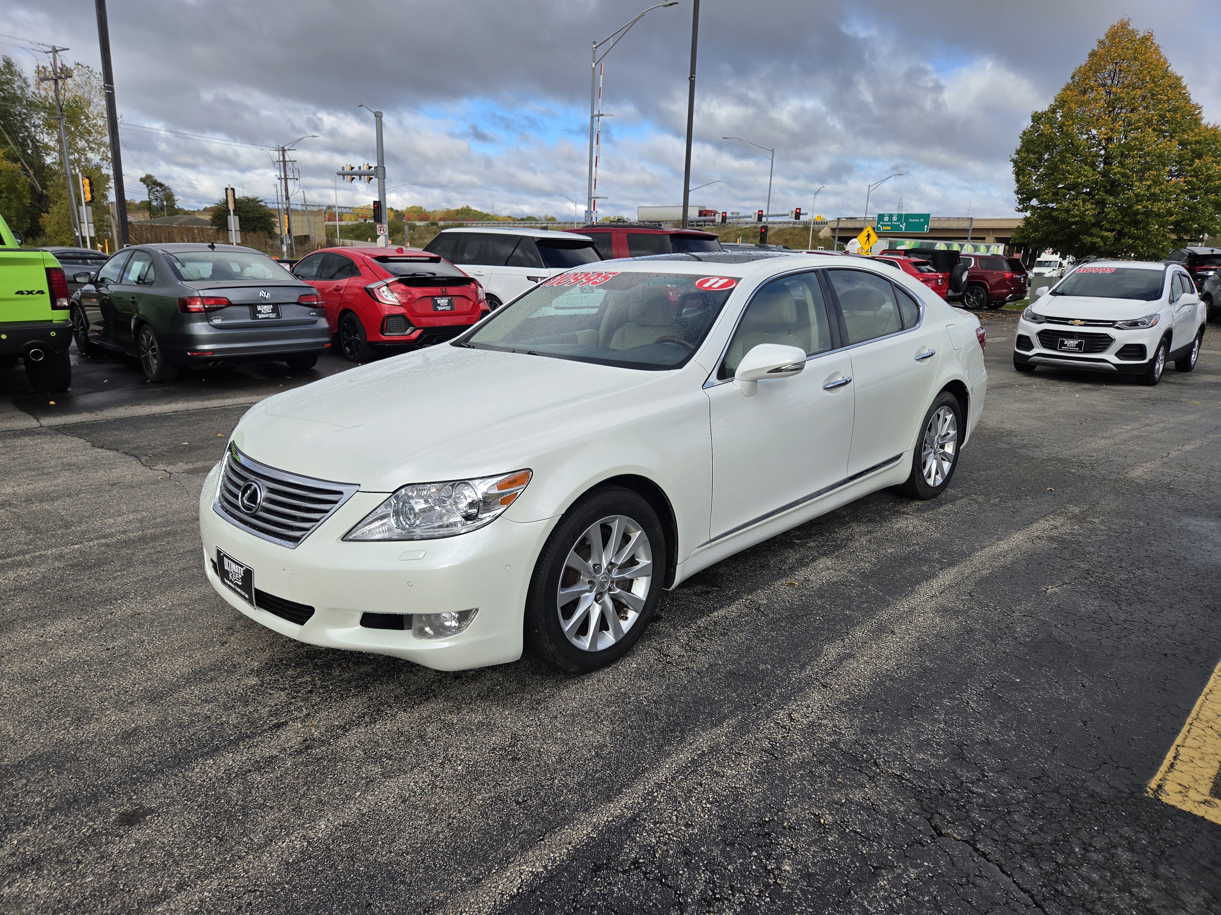 Used 2011 Lexus LS 460 AWD w/ Luxury Value Edition image 3
