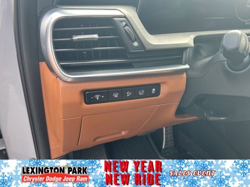Used 2023 Kia Telluride SX Prestige X-Line image 20